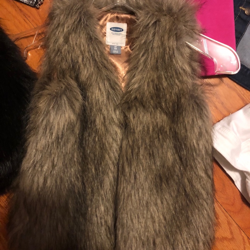 Fur vest